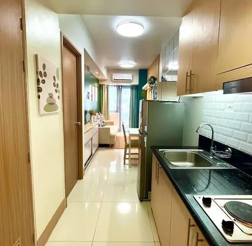Cozy And Aesthetic Unit Near Moa Airport And Ikea Apartment *